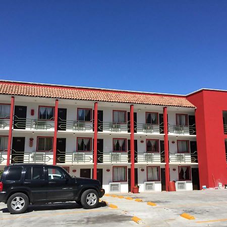 Hotel Descanso Inn 提华纳 外观 照片