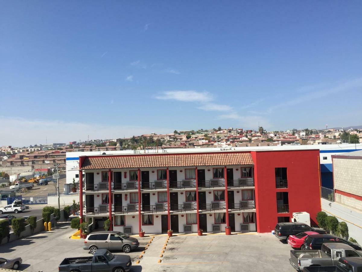 Hotel Descanso Inn 提华纳 外观 照片