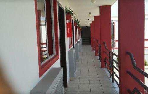 Hotel Descanso Inn 提华纳 外观 照片